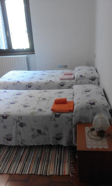 Casa Livia Maria Apartment เตโญ ภายนอก รูปภาพ
